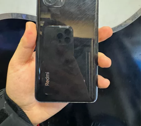 红米k40  12+256g 纯原装无拆修...