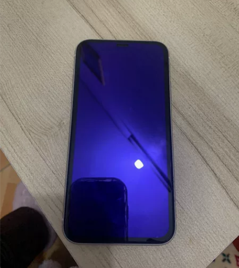 11卡贴机64g全新平常买来拍照用的现在不...