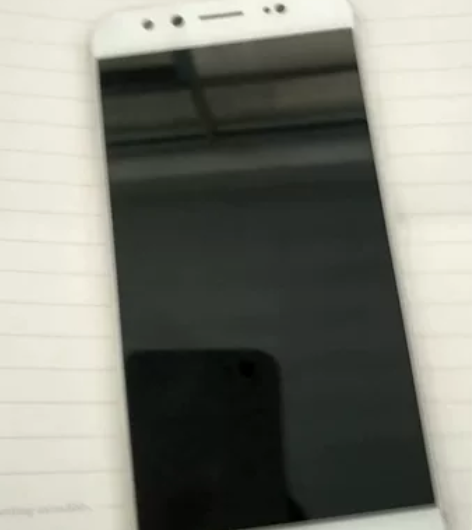 出备用机，VIVO x9s，4+64G内存...