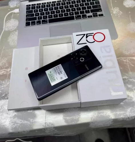 95新 努比亚z50 16+1TB超大内存...
