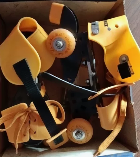 有喜欢旱冰鞋轮滑鞋的吗？可伸缩，可单排可双...