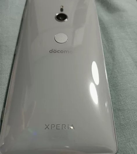 索尼xz2 4?64 日docomo 屏幕...