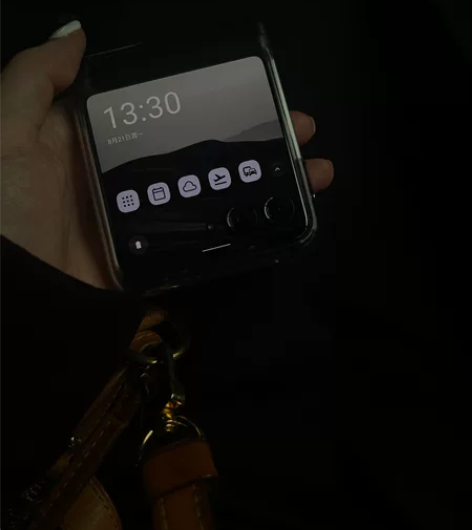 摩托罗拉折叠手机 摩托罗拉 moto ra...