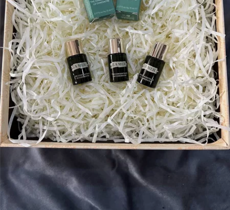 【两个30元赠品小样】海蓝之谜精华小样5m...