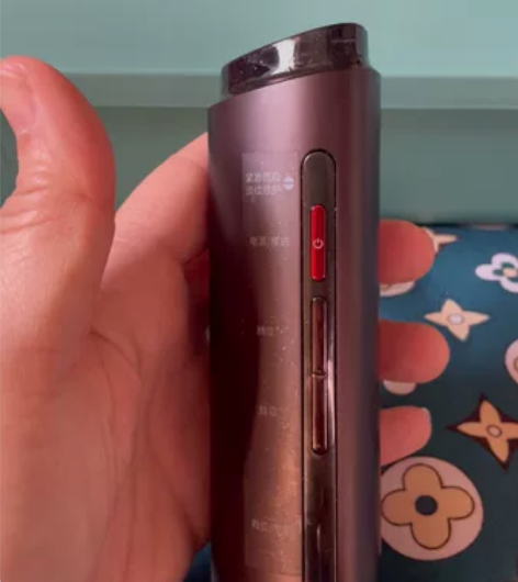 Amiro美容仪，最火的时候在搭搭直播间买...