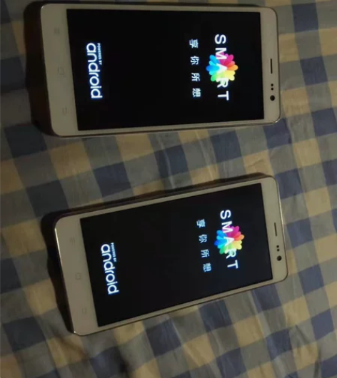 两台全新海信电信手机，屏幕非常清楚，摄像头...