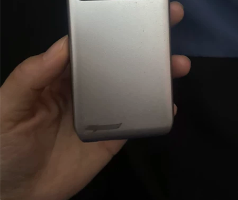 收拾发现的日本手机  沃达丰 夏普v603...