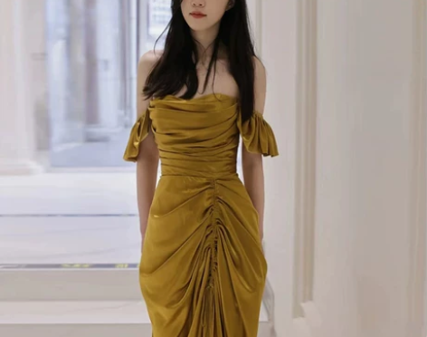 ?一字肩连衣裙女夏2022年新款设计感小众...