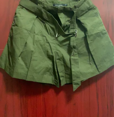 全新军绿色短裤，L码165/72A，全新未...
