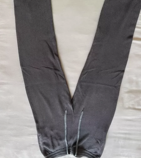 UR休闲裤 购于ur实体店，棉质的丝绒裤那...