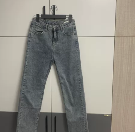 微喇牛仔裤 感兴趣的话点“我想要”和我私聊...