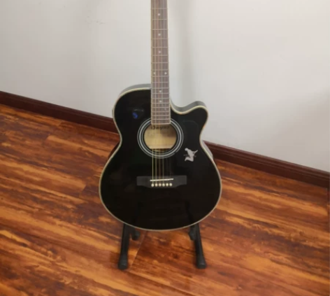 民谣吉他中档木吉他。8.5新,淘宝293入...