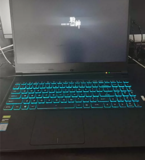 神州战神z7笔记本i7 8750h 106...