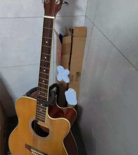 OMEGA吉他,四十寸左右,闲置,无外包,...