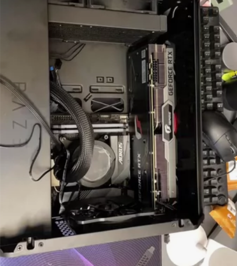 安钛克 Cube雷蛇版黑色ITX电脑游戏迷...