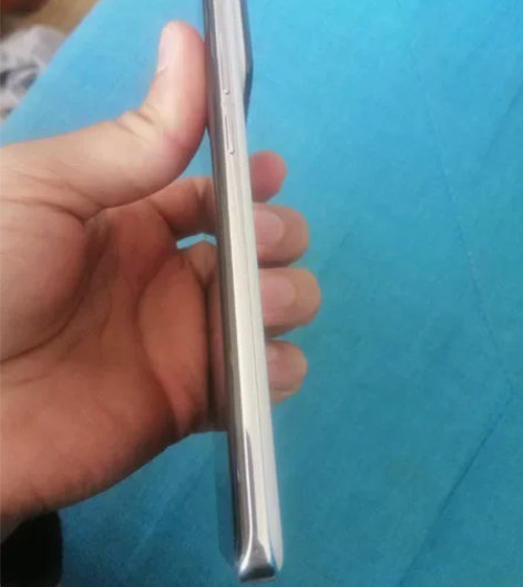 您好，亲爱的，我正在出售我的小米 13pr...