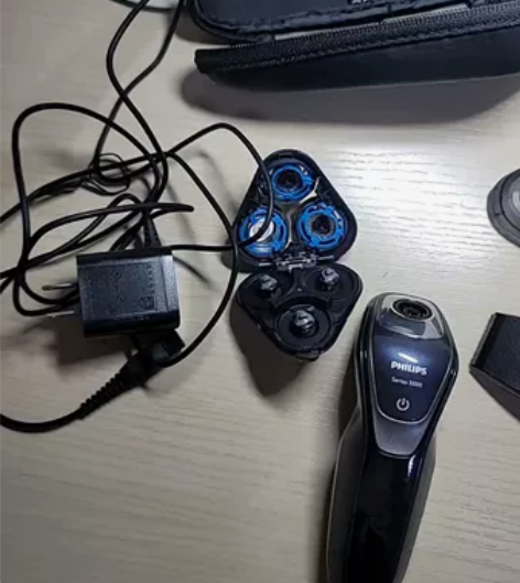 飞利浦剃须刀 S5000系列 S5570 ...