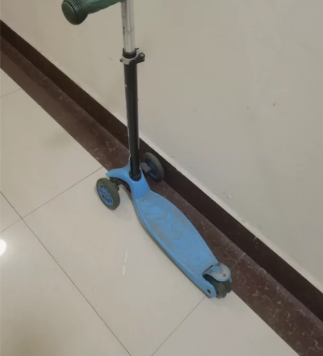 迪士尼滑板车，自提20 感兴趣的话点“我想...