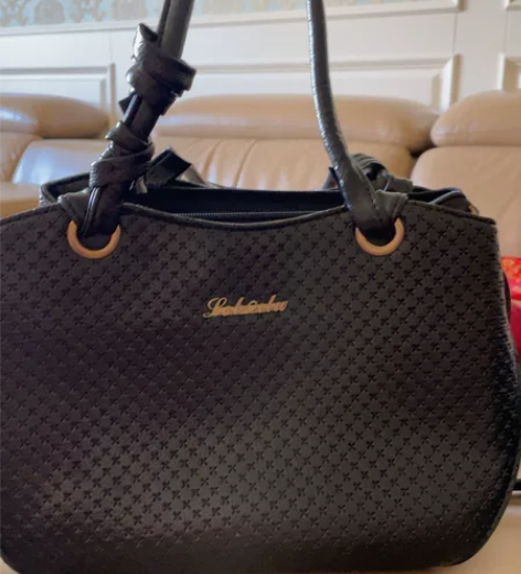 女士包 感兴趣的话点“我想要”和我私聊吧～...