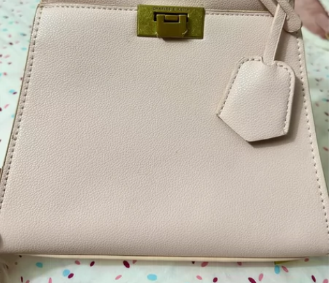 小ck女士单肩斜跨小包 梯形包手提凯莉包 ...