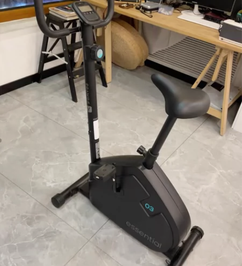 迪卡侬 动产单车，9新。在家锻炼很方便，没...