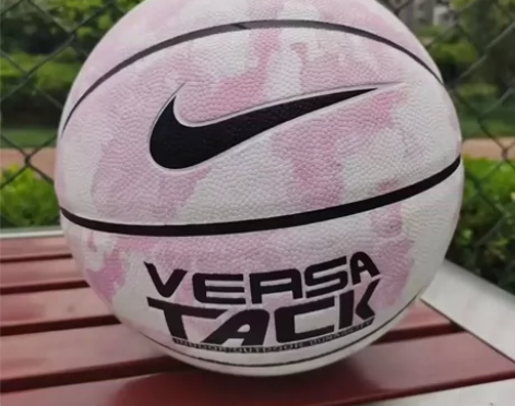 【厂家清仓】，处理全新篮球，原价388的篮...