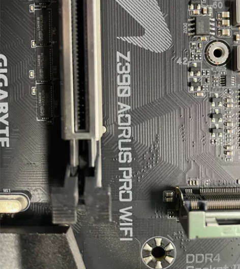 技嘉z390 aorus pro wifi...