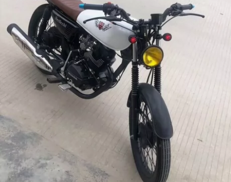 二手摩托车 本田复古125cc 车况极品拉...