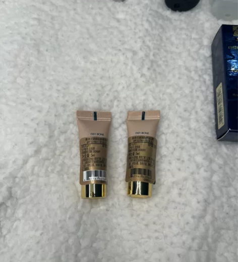 雅诗兰黛DW粉底液 1W1 17 全新 2...