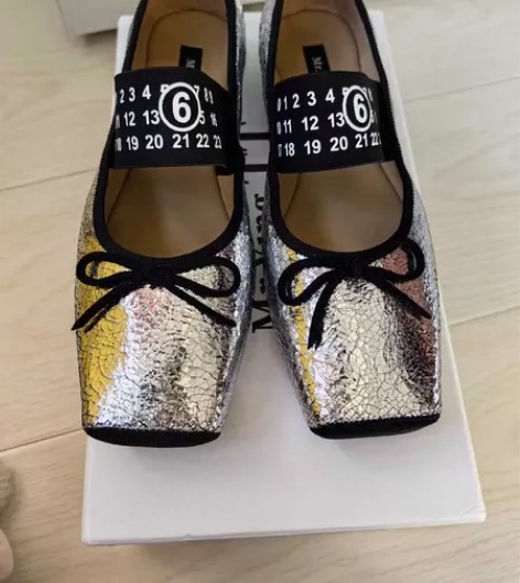 银色玛丽珍平底鞋，，欧货TT品牌，39码，...