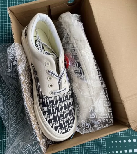 补货现货秒发 当天物流 Fog vans ...