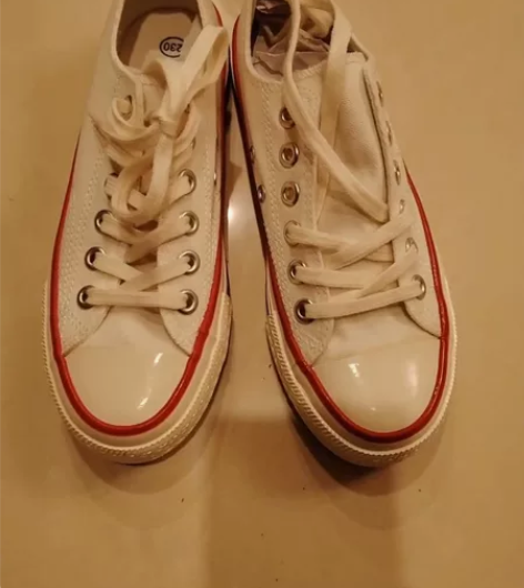 低帮匡威板鞋 帆布鞋 白色36码 蓝色36...