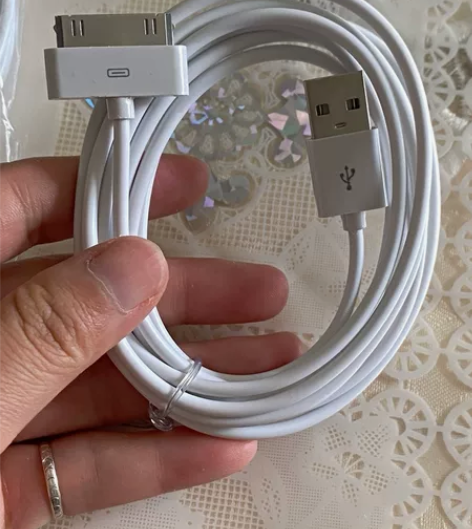 适用苹果4/4s数据线iPhone4/4s...