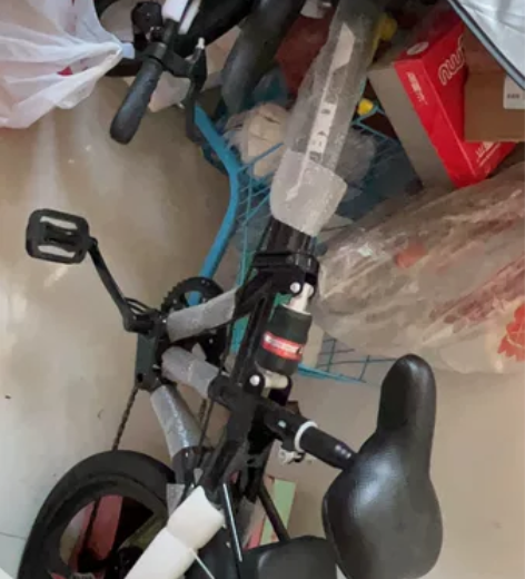 折叠自行车99新便宜出售 感兴趣的话点“我...