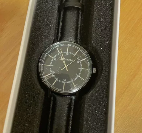 出全新Dickies手表，只试戴拍照了，包...