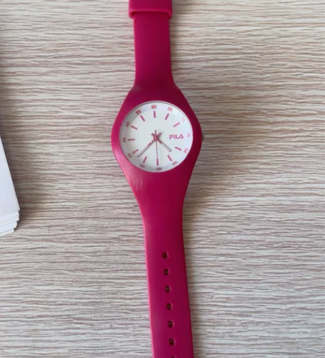 {专属}FILA斐乐手表男女情侣学生硅胶运...