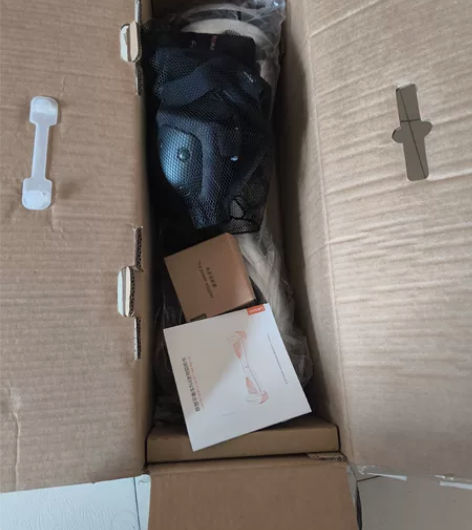 闲置联想N4白色儿童平衡车5-8岁以上可以...