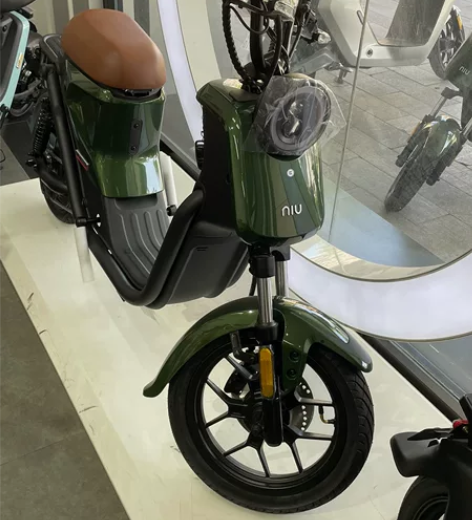 闲置小牛uqi都市版，买了一年，9.5成新...