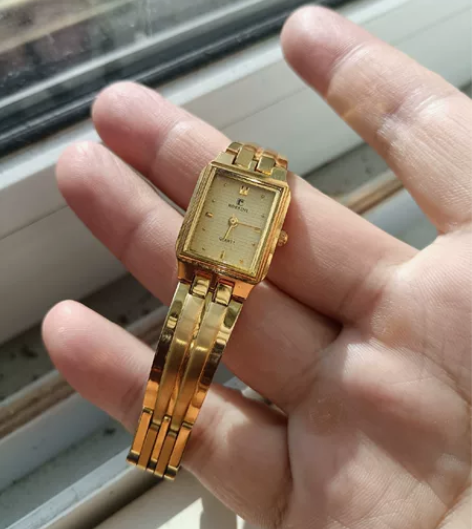 老，罗西尼手表，经典能走时，甩 感兴趣的话...