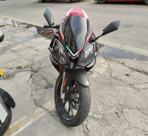 纯进口第一批阿普利亚125，水车状态出。车...