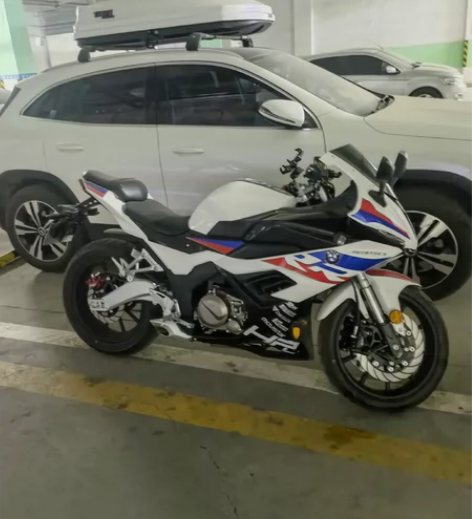 基本算全新魔影S450双缸水冷摩托车跑车趴...