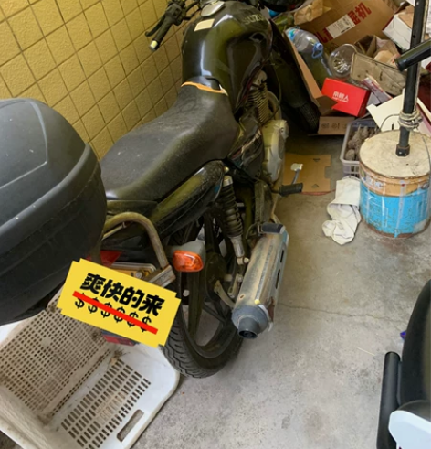 铃木125摩托车，家里闲置，出售，珠海斗门...