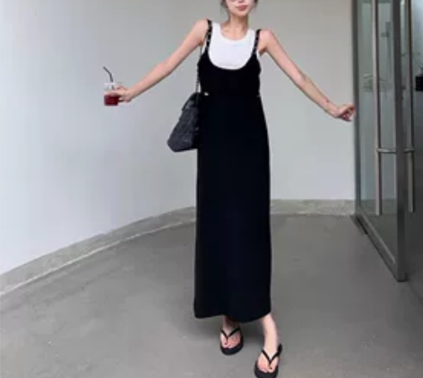 港味慵懒风吊带裙连衣裙女夏季小众设计感裙子...