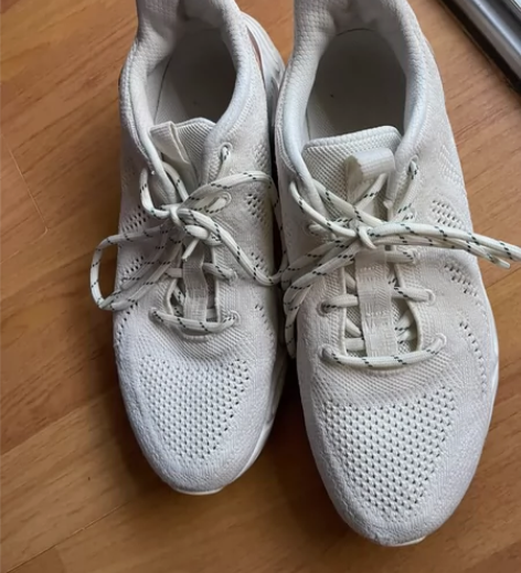 鸿星尔克运动鞋 匹克运动鞋 统统40元 全...