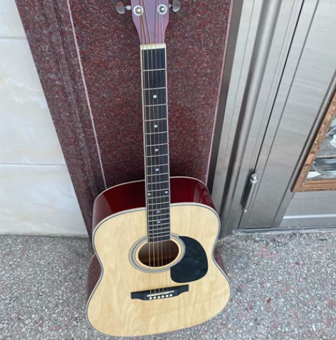 吉他二手个人闲置吉他原价一千便宜转让！！有...