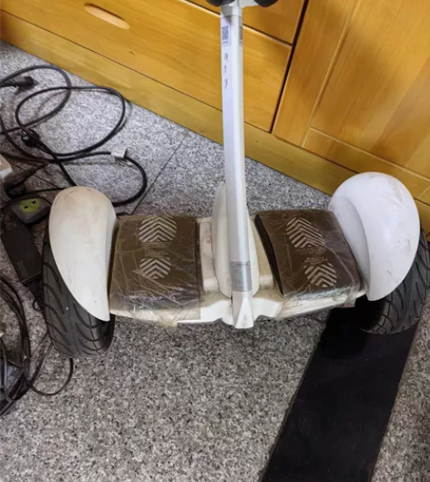 小米九号平衡车 感兴趣的话点“我想要”和我...