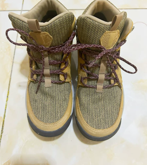 迪卡侬女士登山鞋,几乎全新,37码,高帮舒...