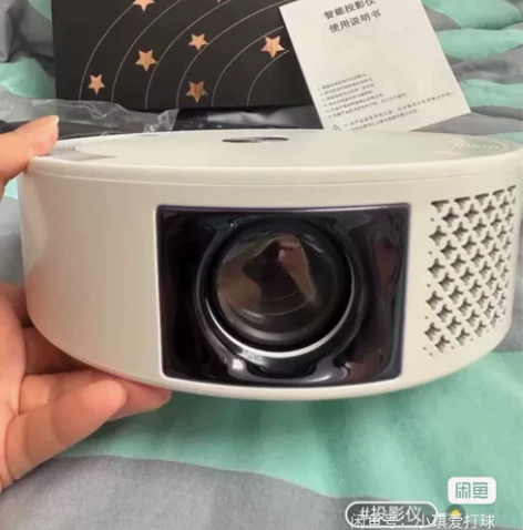 急出个人闲置！头脑发热买的极米坚果z8用了...