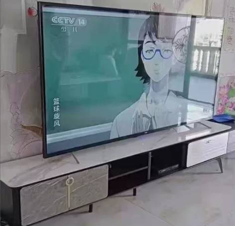 因民宿搬迁转让30台全新80寸电视机液晶3...