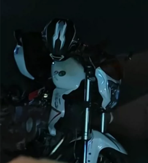 15年年底 黄龙300  必须过户 (二手...